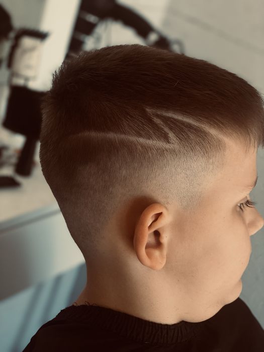 Стрижки безкоштовно