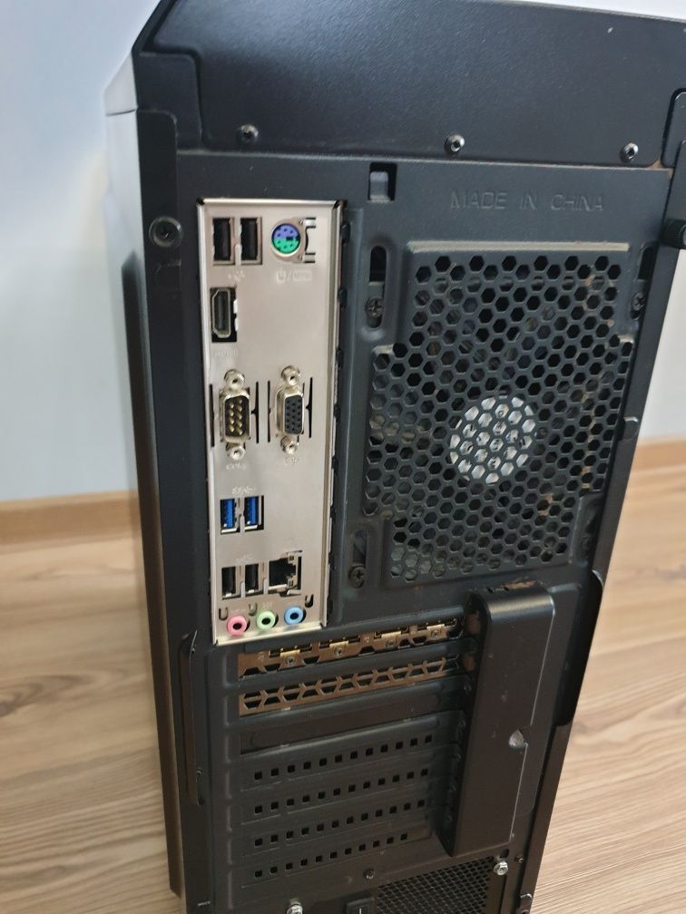 Komputer i5 10-gen 10400f 6/12 rdzeni, 16GB DDR4, GTX 1660 6GB, 4TB