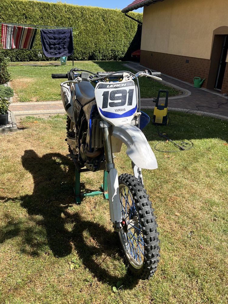 Yamaha YZF250.