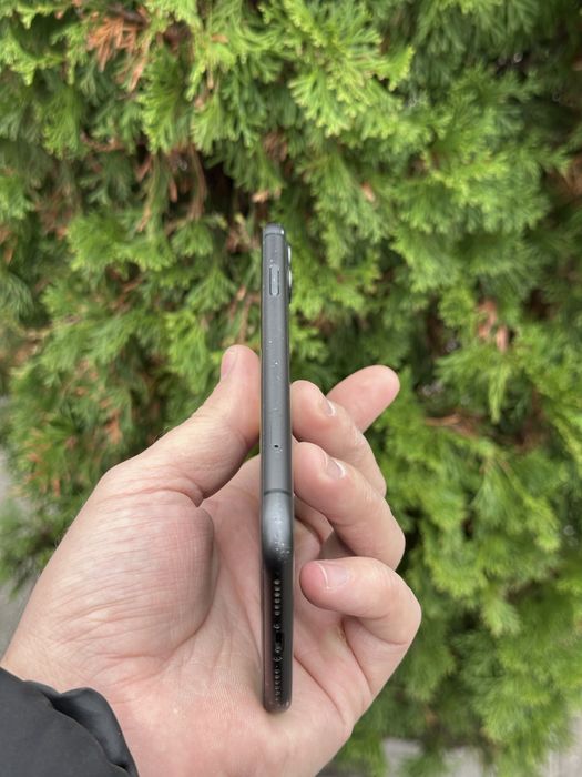 Apple iPhone 11 64GB Black