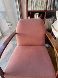 cadeira madeira e tecido