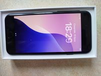 iPhone SE  czarny