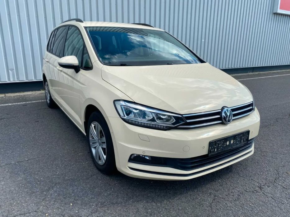 Volkswagen Touran      2017