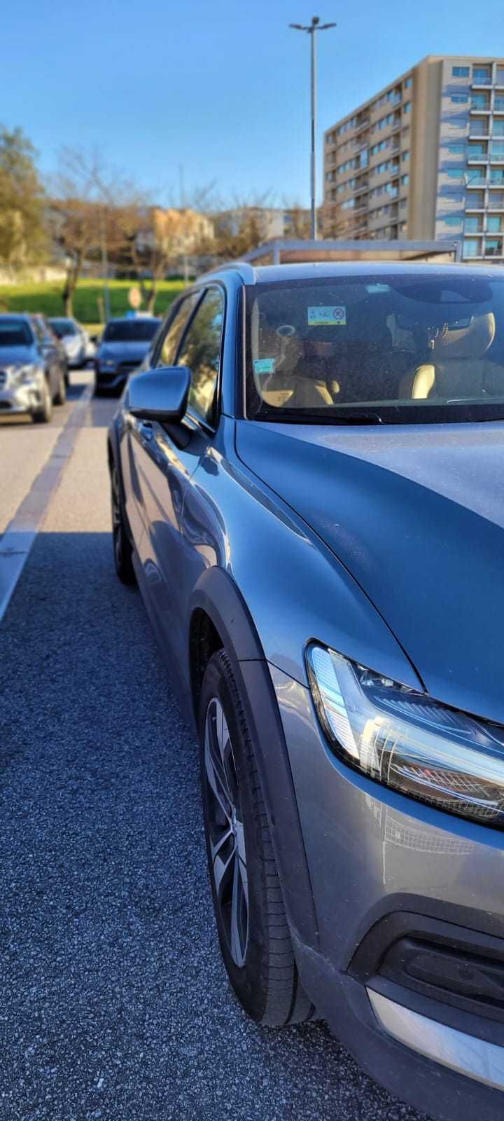 Volvo V60 Cross Country D4D