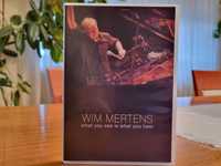 Vendo DVD Wim Mertens, "What You See is What You Hear" (ao vivo).