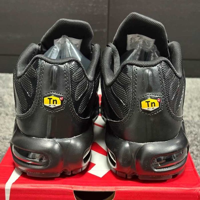 Buty Trampk Nike Air Max TN Plus Black R.41