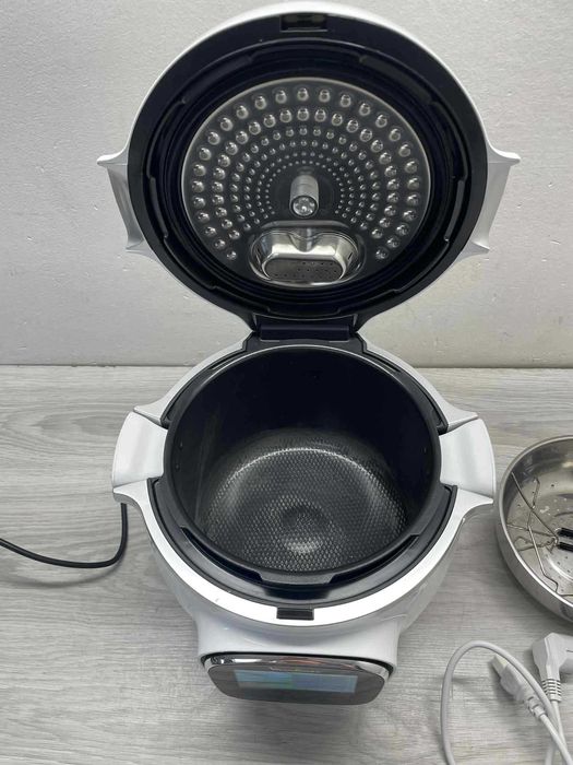 Multicooker  Moulinex CE901100