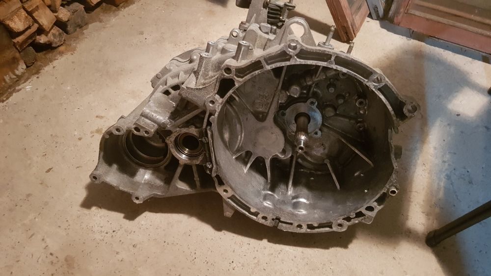 МКПП Ford Maverick 2.3 Ford Escape 2.3 Mazda Tribute 2.3 (2004-2007р)