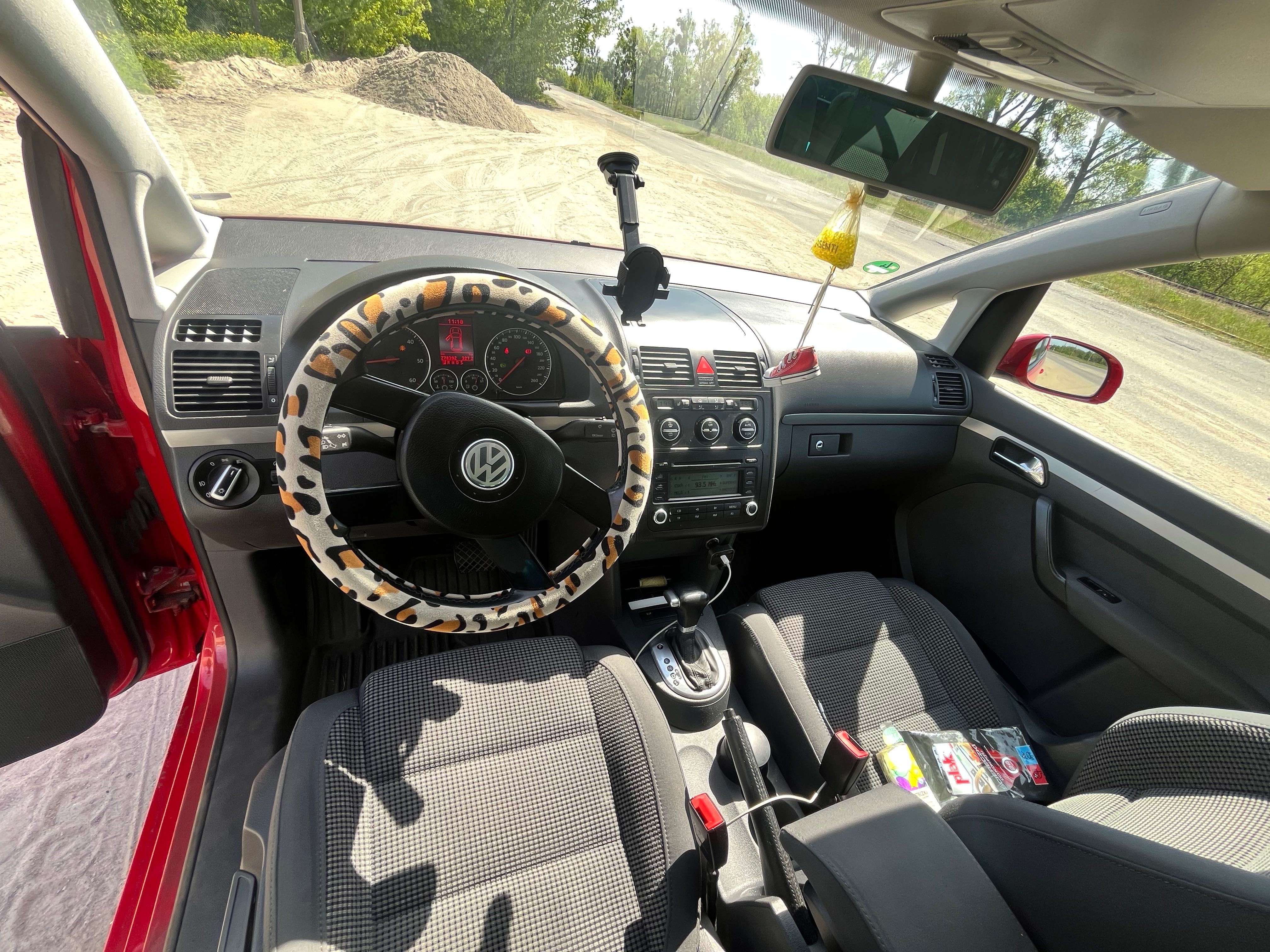 VW Touran 2.0 TDI DSG • Zadbany • 2 komplety felg