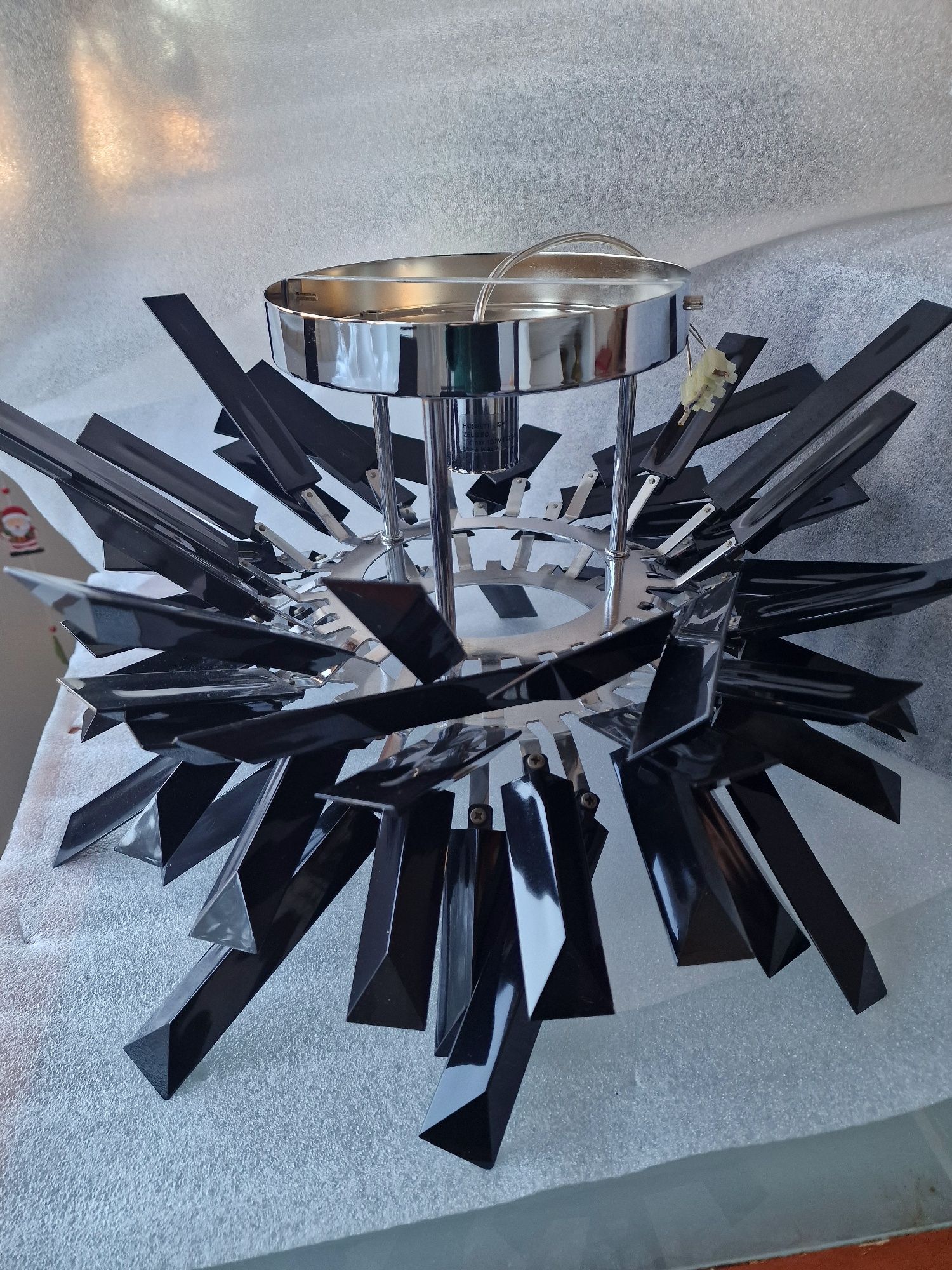 Candeeiro de teto Preto e prateado