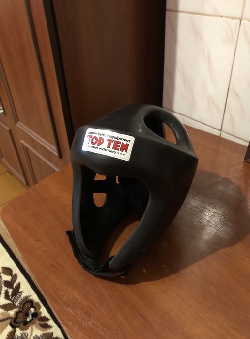 Шолом Top Ten для кік боксингу