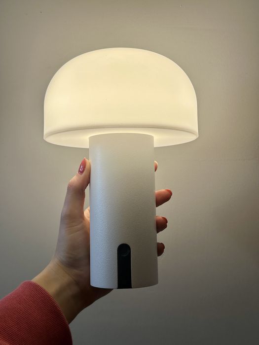 Śliczna viralowa lampa lampka nocna grzyb grzybek bestseller popularna