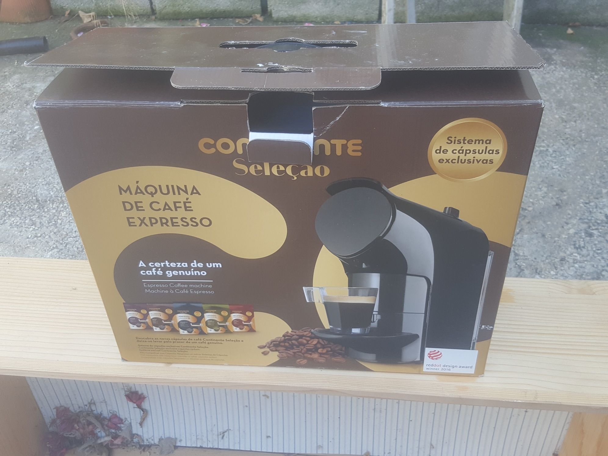 Máquina  de  café  expresso  pingo  doce