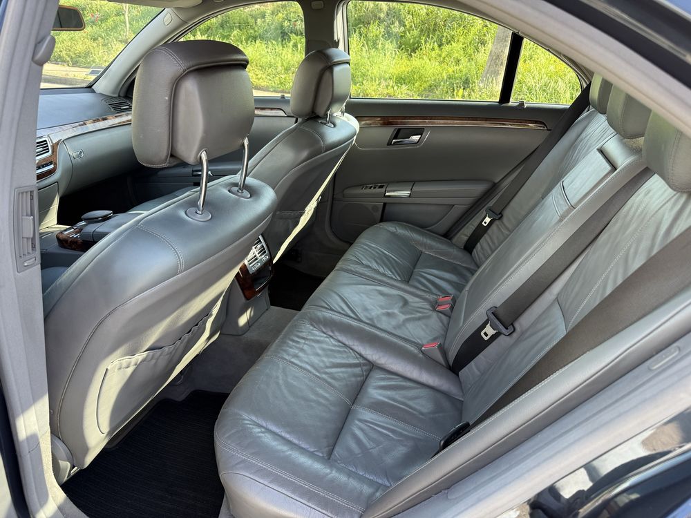 Vendo mercedes s320de2007/06 com 237mil km 72€ de iuc valor negociavel