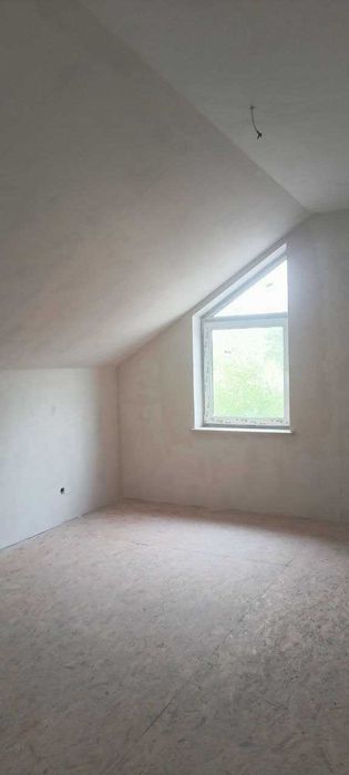 Будинок в кооп Славутич з виходом до води