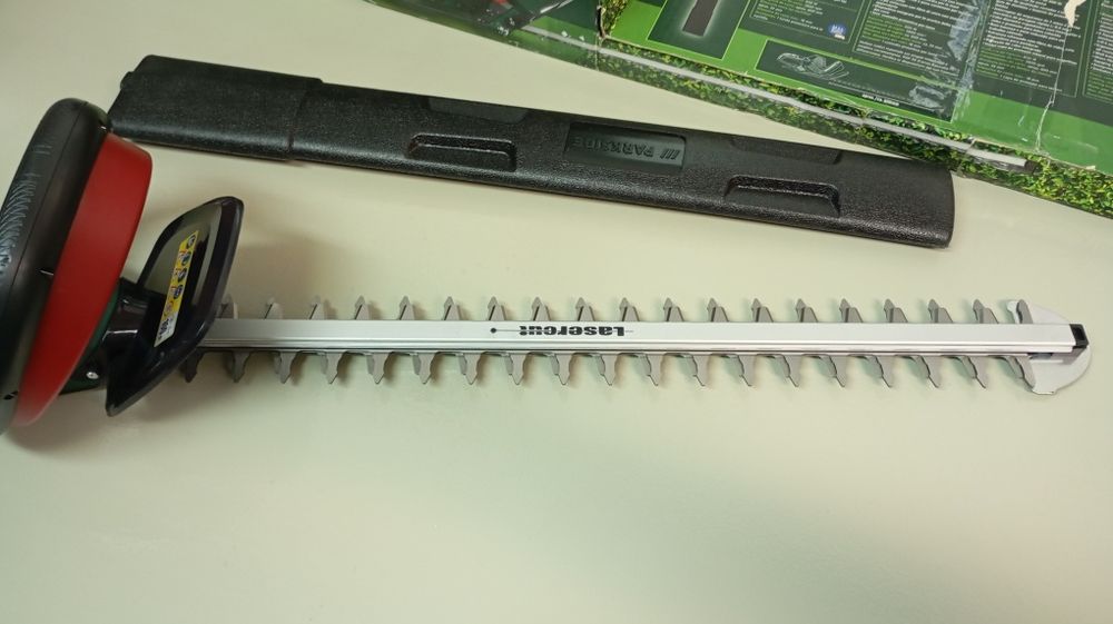 Apara sebes Parkside novo