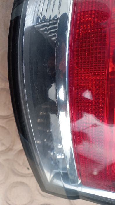 Opel Zafira b 05-08 lampa tylna lewa lewy tyl