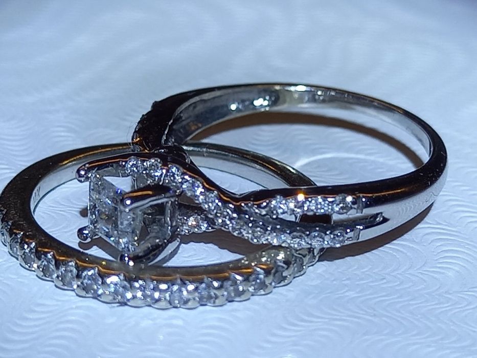 Золотое кольцо дорожка с бриллиантами 0.17 кт