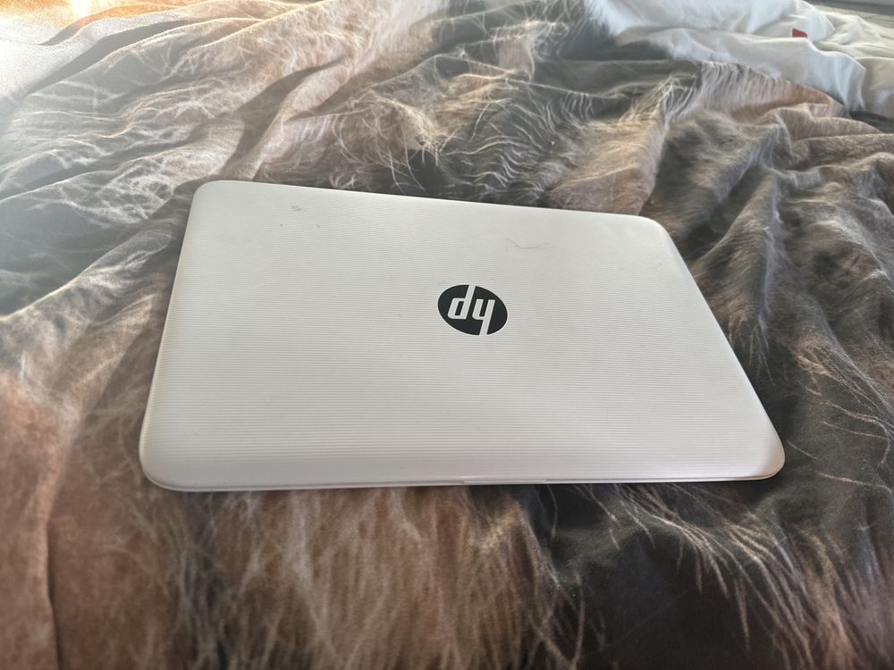 Laptop hp francuski uklad klawiatury