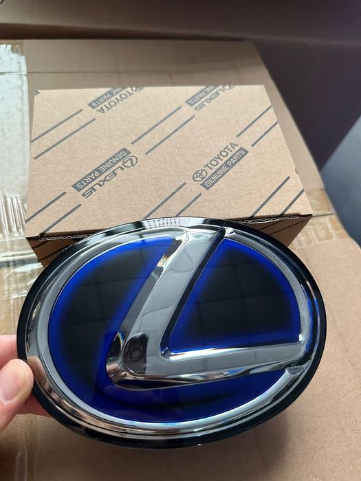 Емблема в решітку 90975A2021 Lexus під дистронік 90975-02171