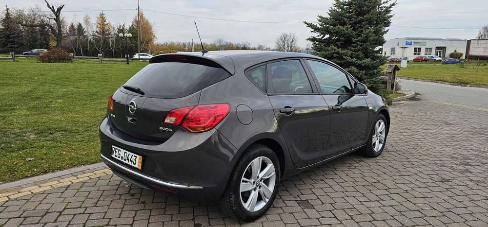 Opel Astra 1.4Turbo 140tyś