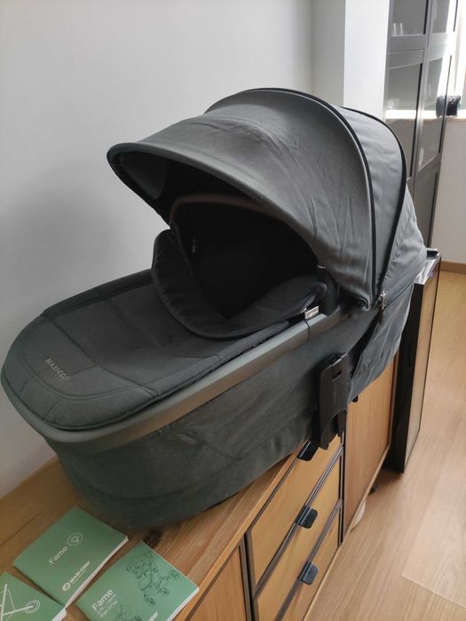 Carrinho Maxi-Cosi Fame Twillic Graphite + Alcofa – Como Novo
