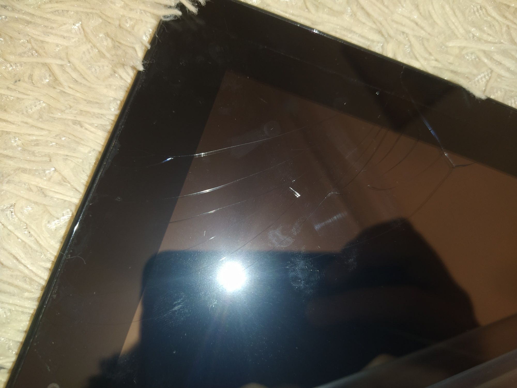 Планшет,Asus Memo Pad,K001