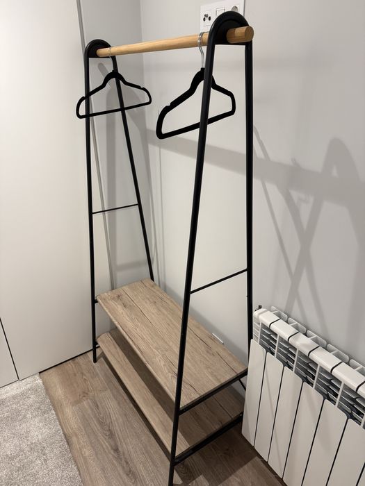 Chariot/cavalete de aço e madeira como novo