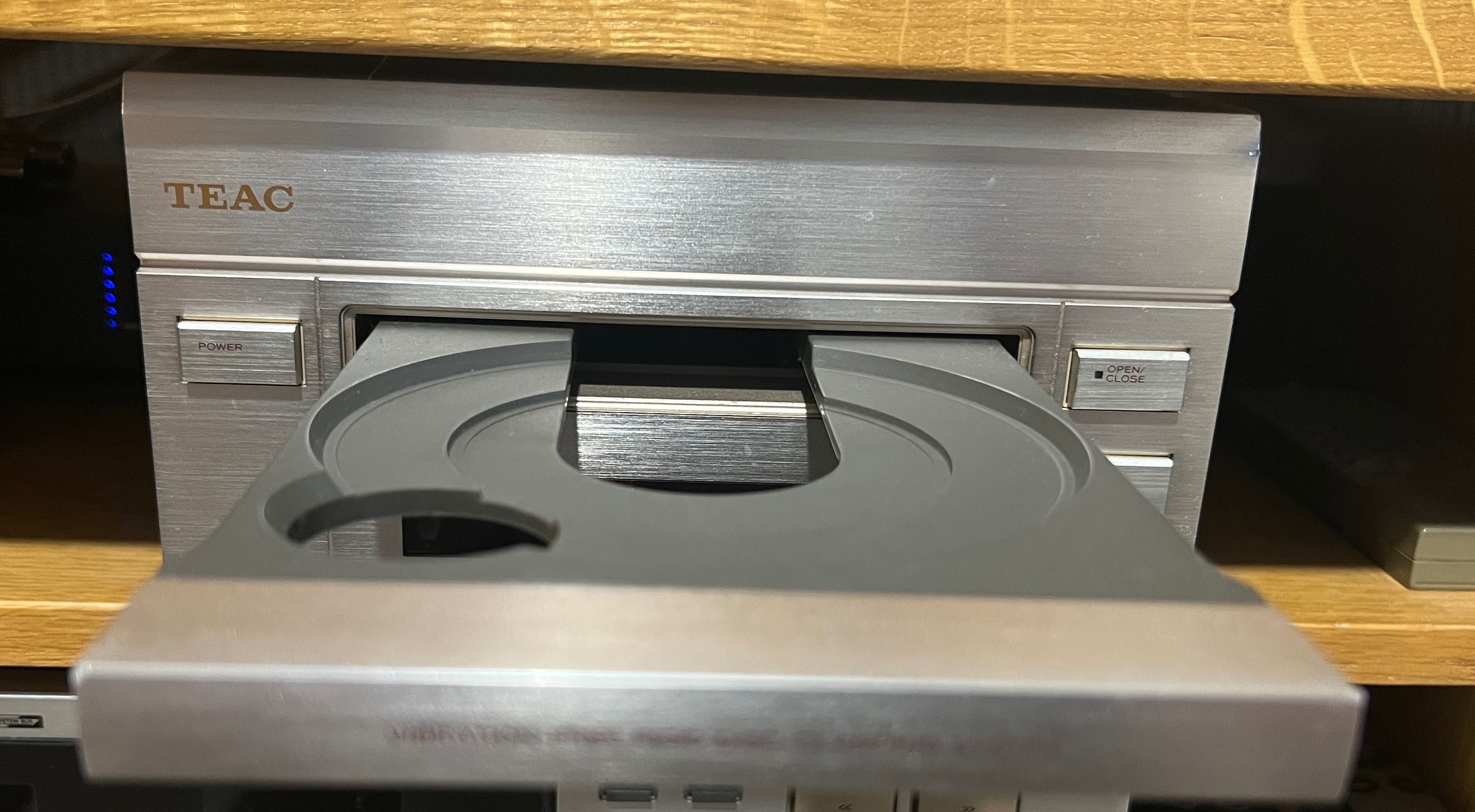 TEAC  P-700  HighEnd  VRDS
