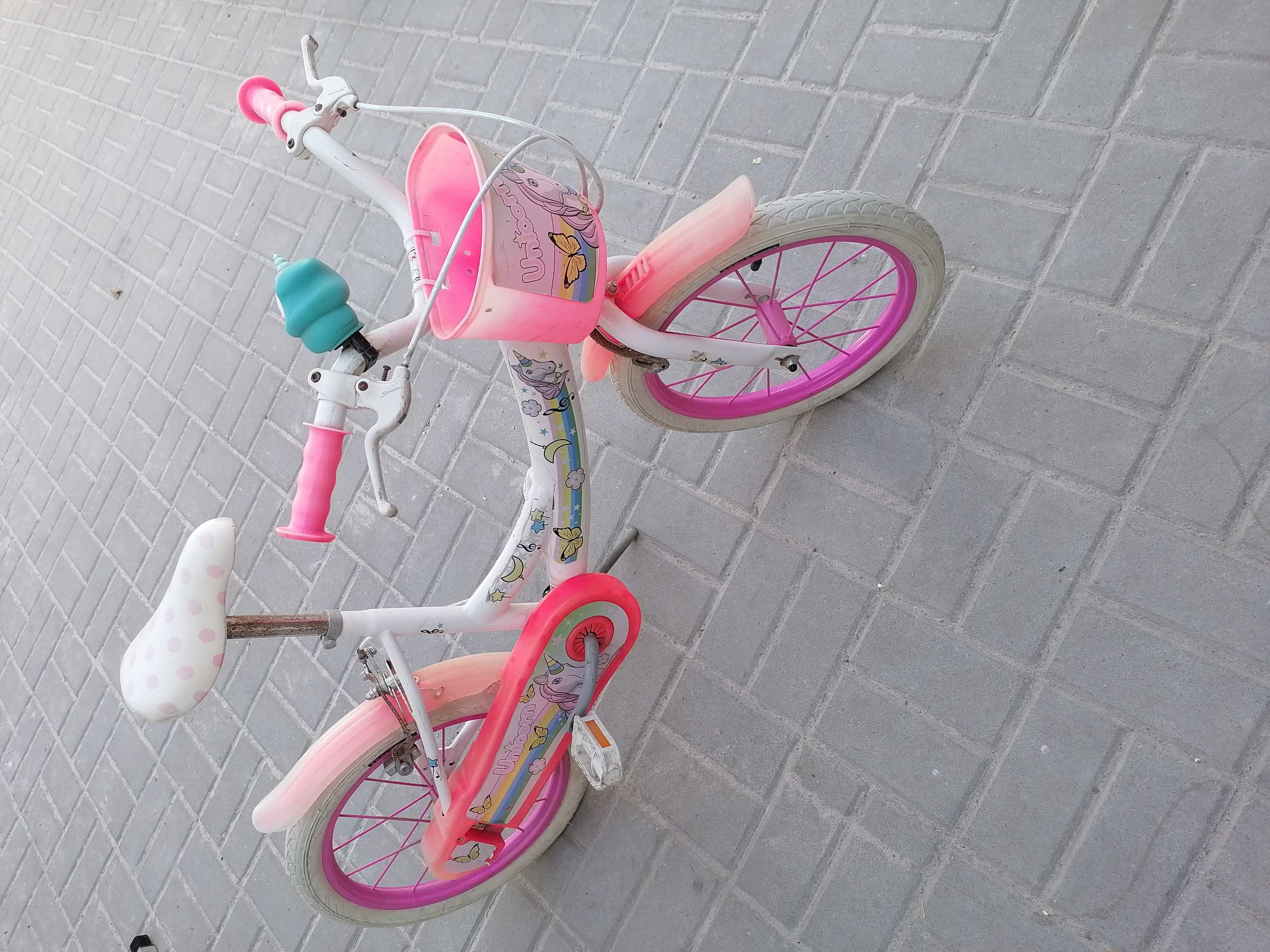 Bicicleta de criança (menina)