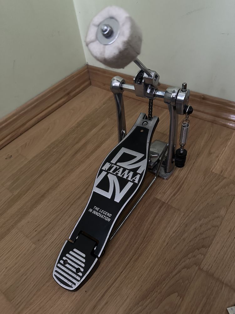 педаль бас барабана Tama hp30