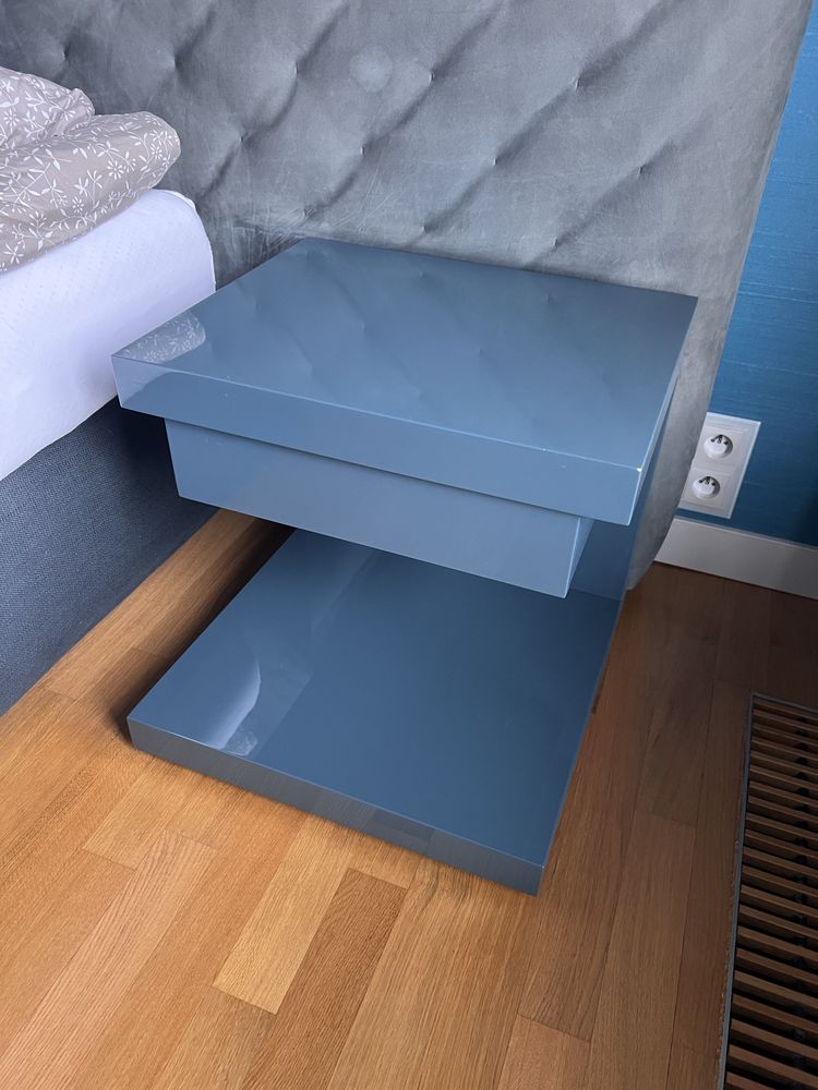 Łóżko z pojemnikiem + zagłówek + 2 szafki nocne MERIDIANI 180x200