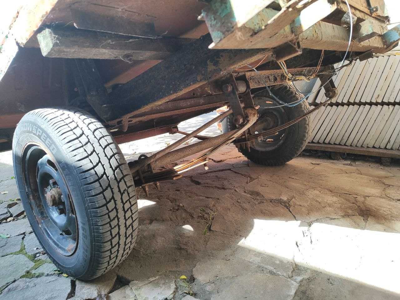 Легковий причіп з документами