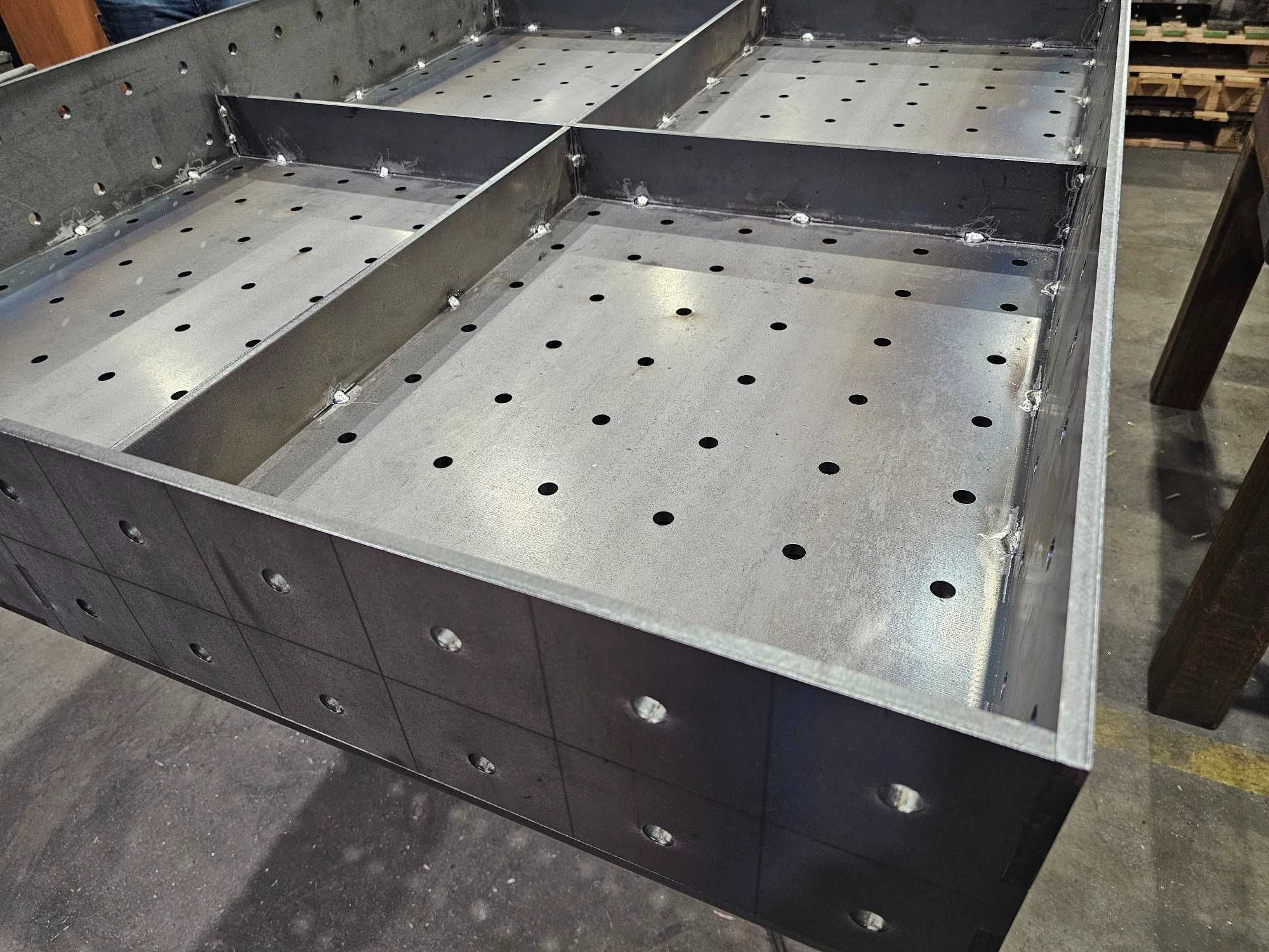 stół spawalniczy 1200x800 grubość: 10mm