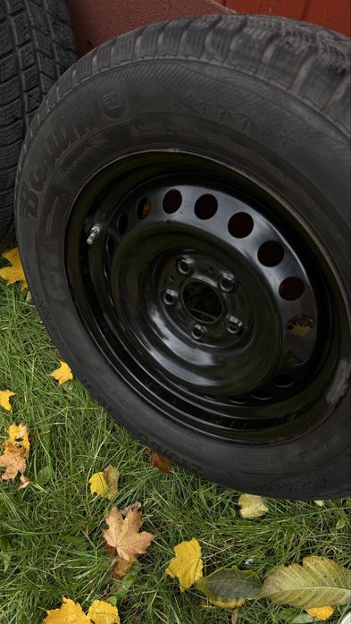 4 Koła zimowe Nissan Qashqai felgi stalowe opony Barum  215/65 R16