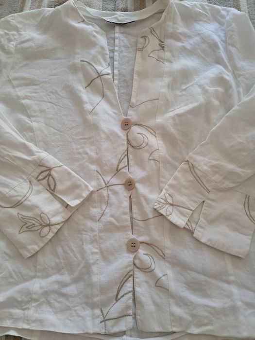 Blusa.  Sem marca.