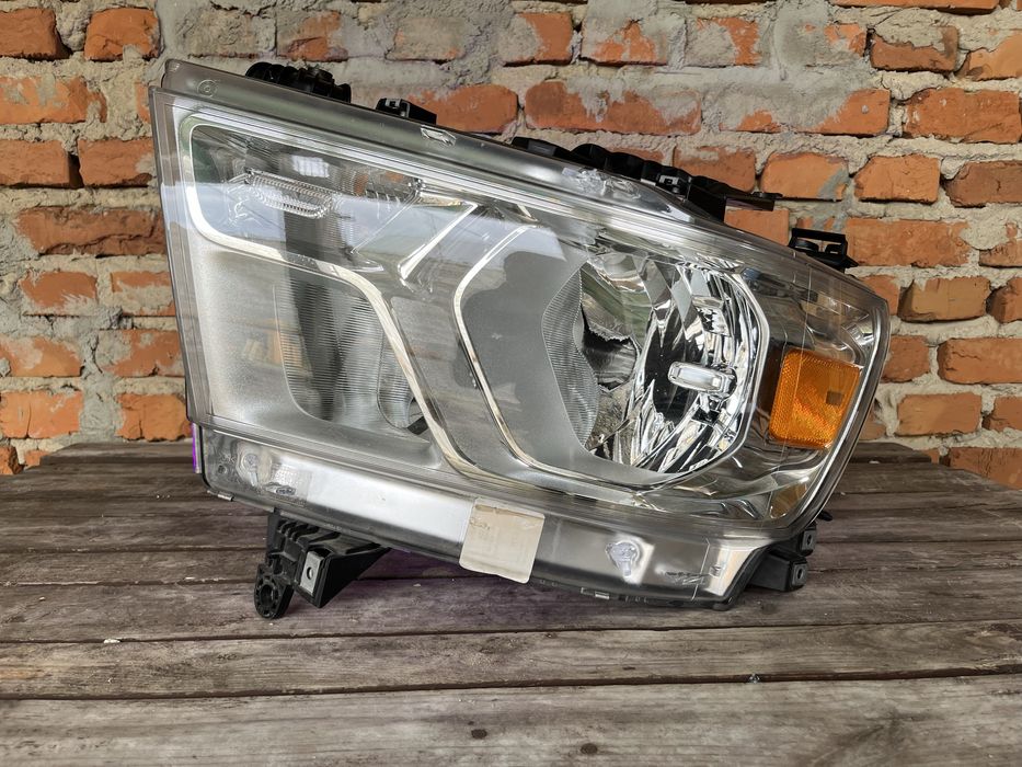 Фара Dodge RAM 1500 USA P68316081AH 2020р.