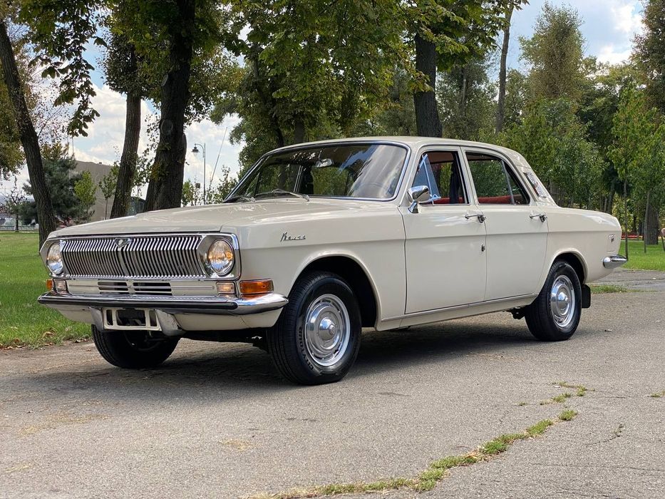 Волга ГАЗ -24 . 1976р.