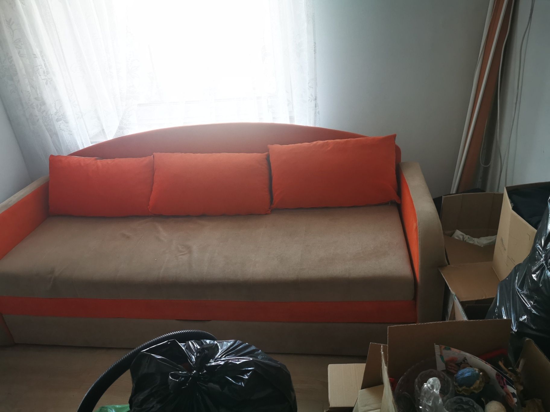 Kanapa/ sofa/ wersalka 205x75cm rozkłada