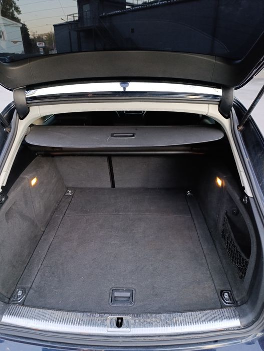 Audi A4 B8 2.0tdi 170сил 2010