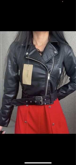 Куртка косуха чорна коротка S, M, L