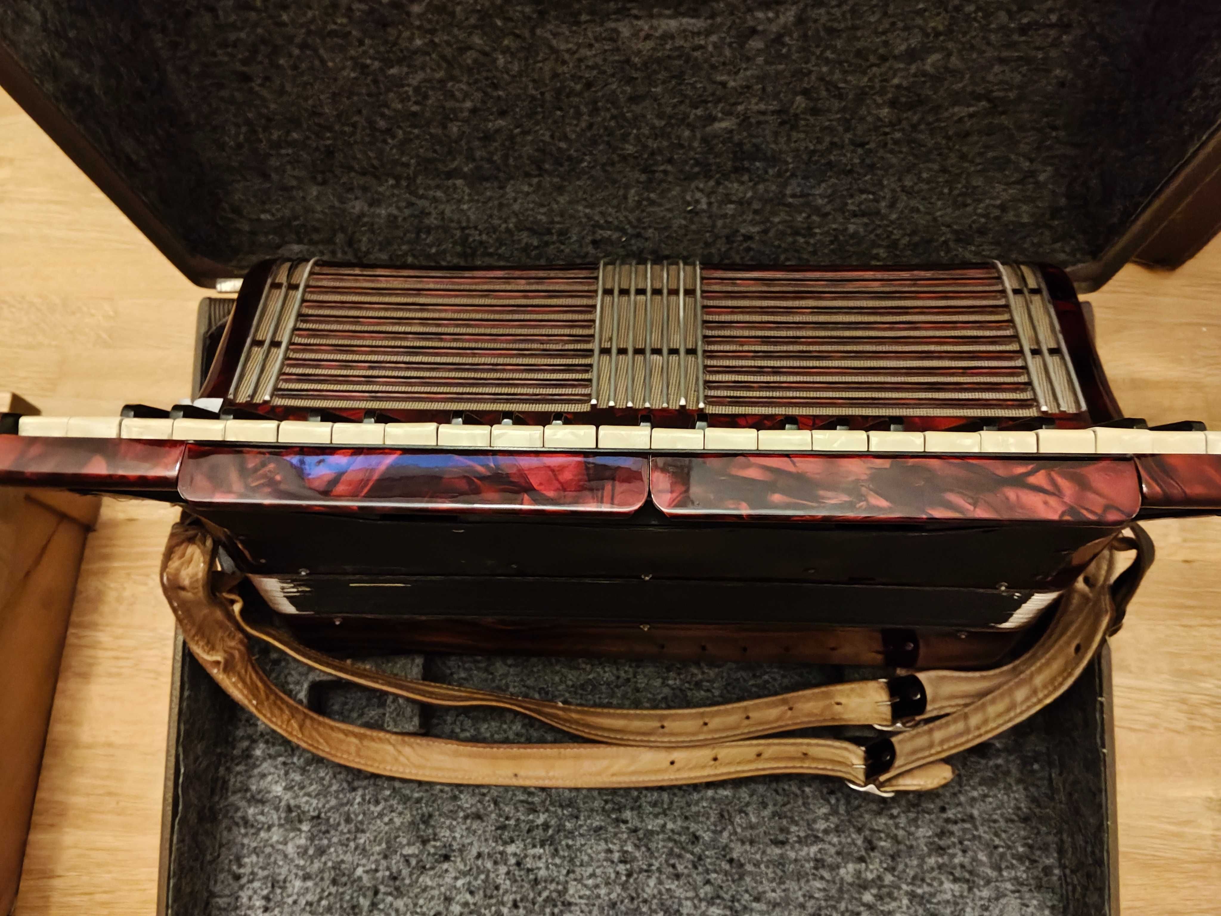 Akordeon HOHNER Verdi III B5