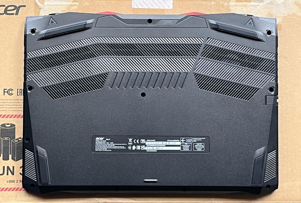 Laptop Gamingowy Acer Nitro 5 R7 5800H 16/1TB RTX3080 Win11 FV HDD 64h