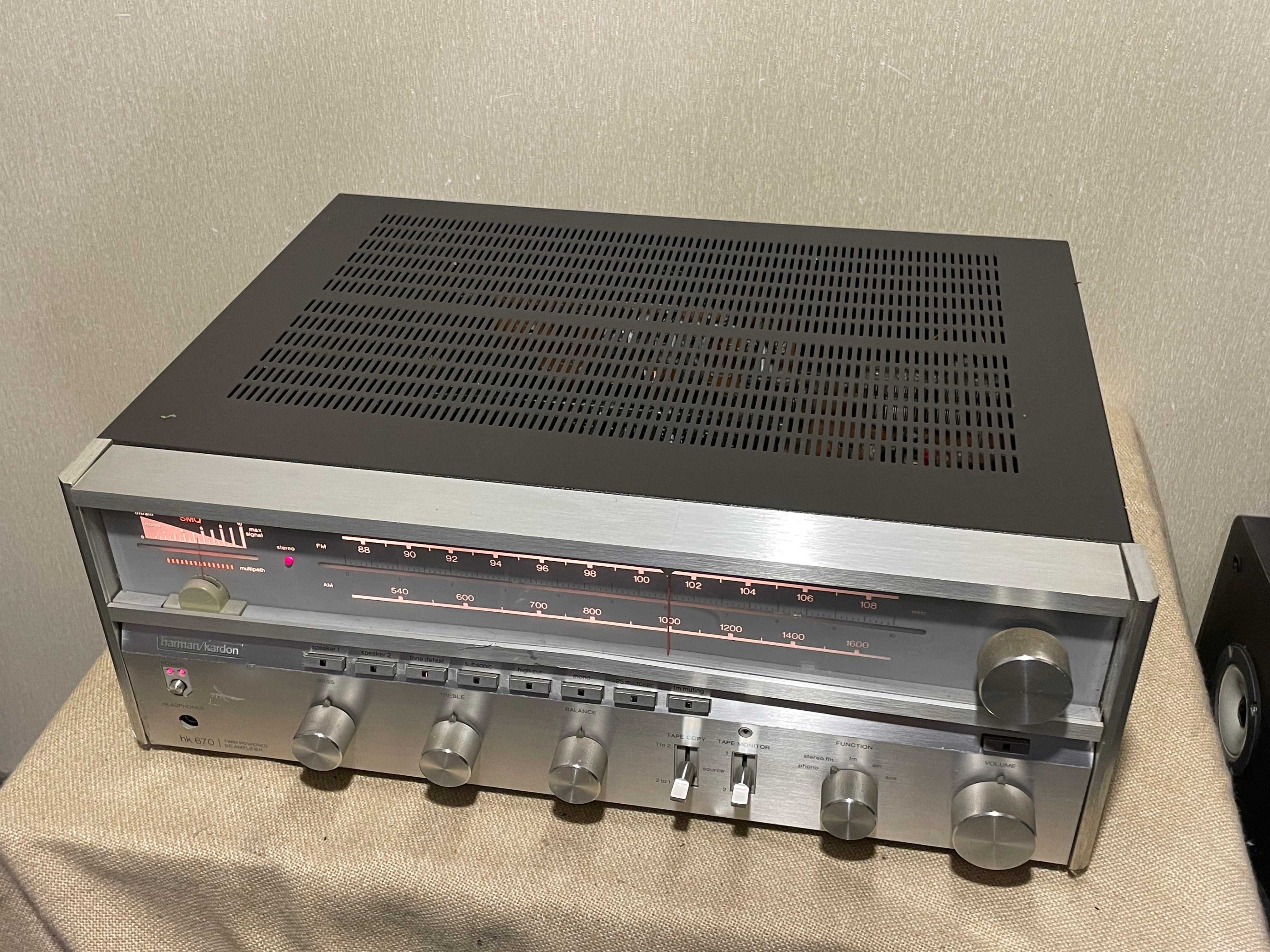 Аудиофильский ресивер 70-х HARMAN KARDON HK-670 (2х90Вт/14кг)