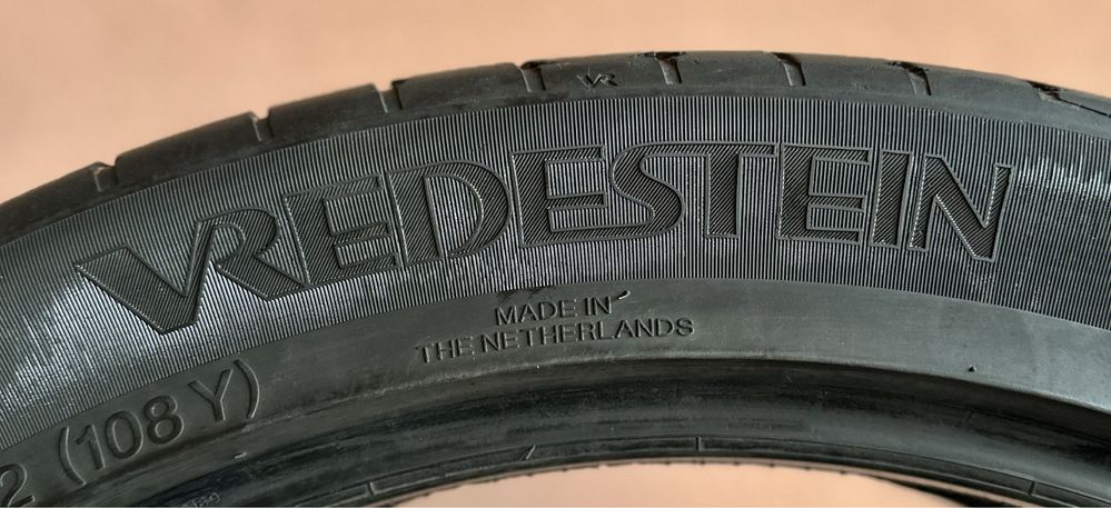 Vredesten 274/40/R22