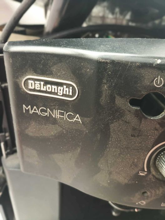 Ekspres do kawy DeLonghi Magnifica