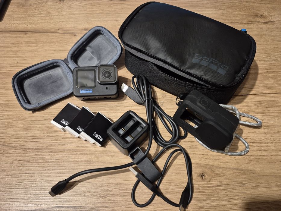 Gopro11 z dodatkami i uchwytem Flexible Grip Mount