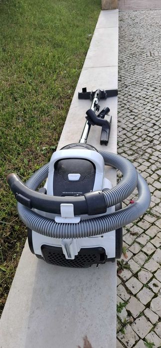 Aspirador Bosch Serie 2 Parquet em excelente estado