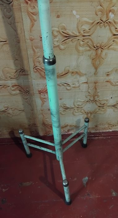 Продам напольную вешалку ссср.