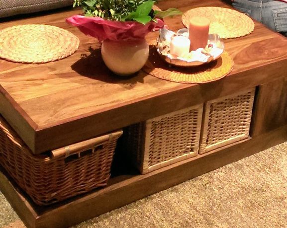 Oryginalny stół z drewna egzotycznego sprowadzony z Bali